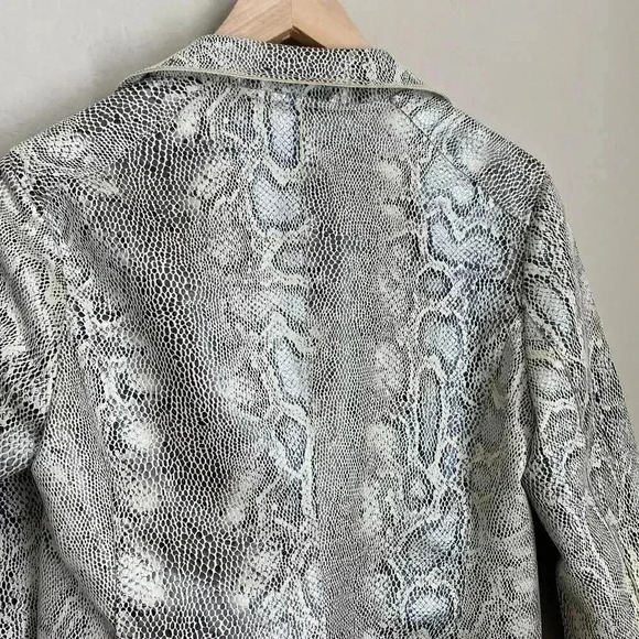 Philosophy Jacket - Picture 9 of 14